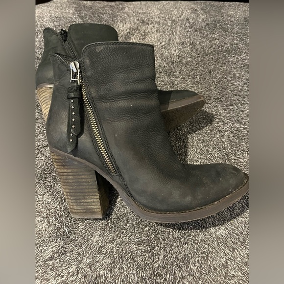 COPY - Steve Madden Size 8 Black RYATT Booties GUC - Picture 2 of 9